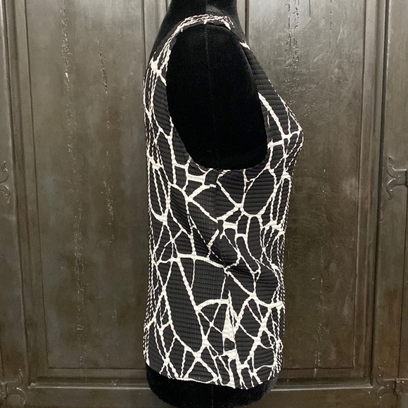 Sere Nade sheer jacket giraffe pattern black & white 1  button with tank large - Picture 6 of 14